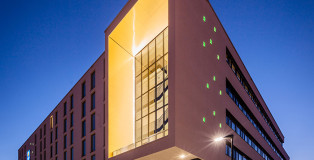 2 Übernachtungen in Comfort Hotel Friedrichshafen in Friedrichshafen zu gewinnen.