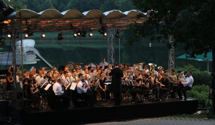 Sommernachtskonzert im Flappachbad